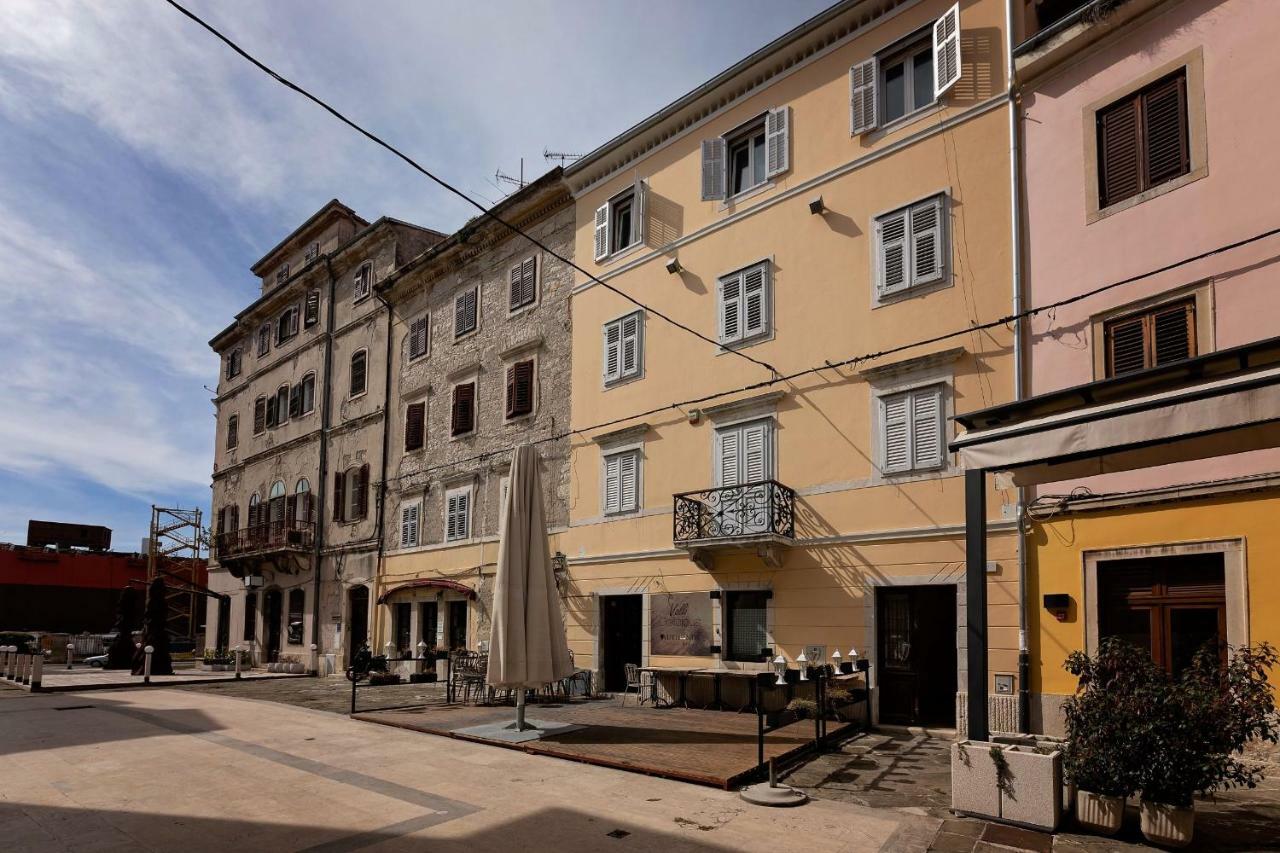 Apartamento Piazza Foro With Free Parking Pula Exterior foto